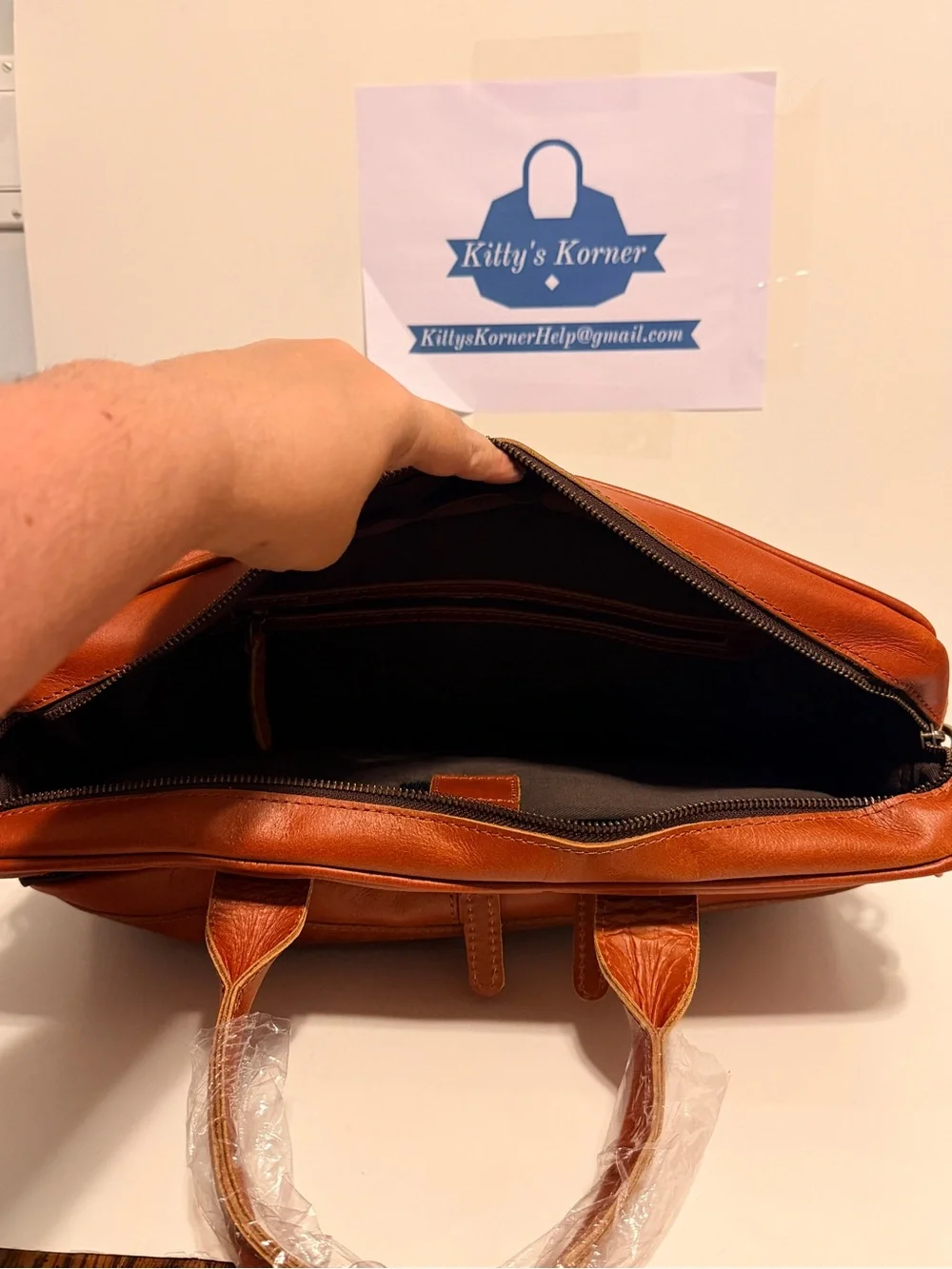 NWOT VC Vintage Couture Leather Briefcase Bag-Light Brown